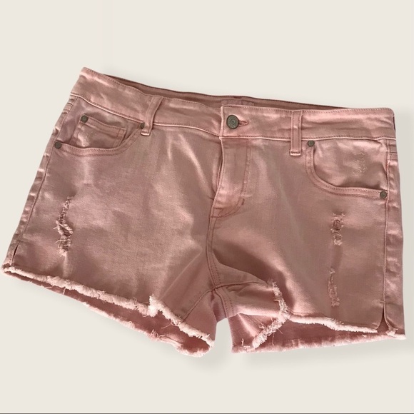 Celebrity Pink Distressed Jean Shorts. Size 13/31 - Picture 1 of 11